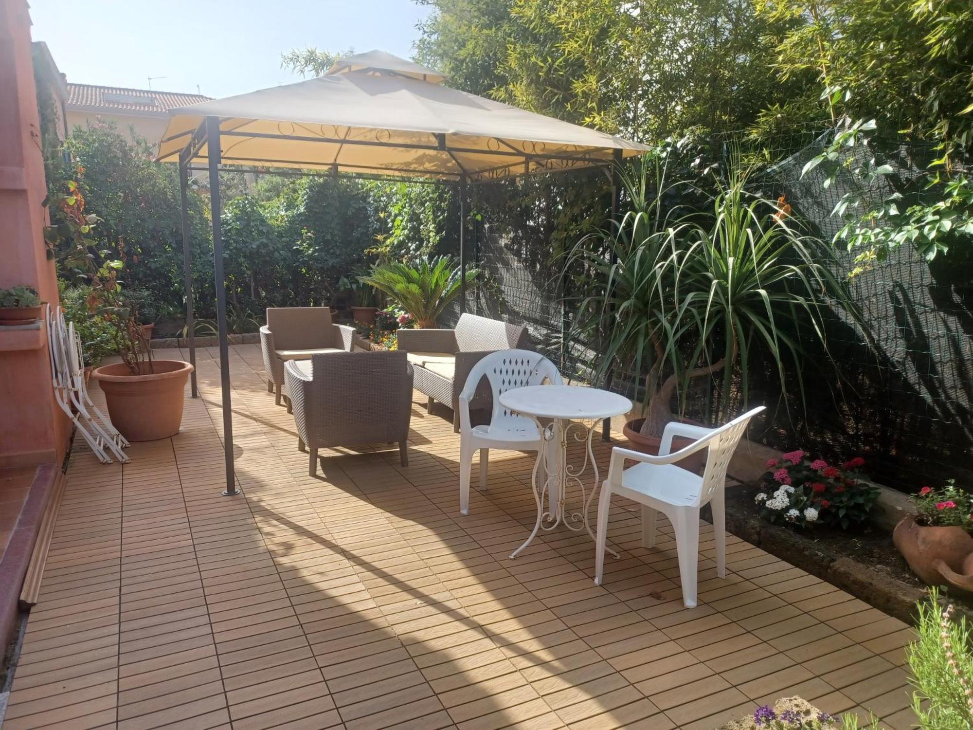 Casa Vacanza Porto Frailis Gia Porto Frailis B&B 아르바탁스 외부 사진