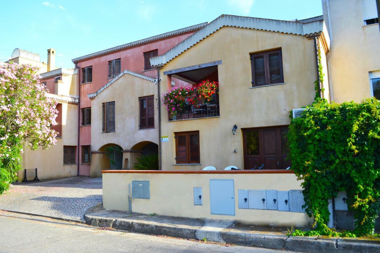 Casa Vacanza Porto Frailis Gia Porto Frailis B&B 아르바탁스 외부 사진